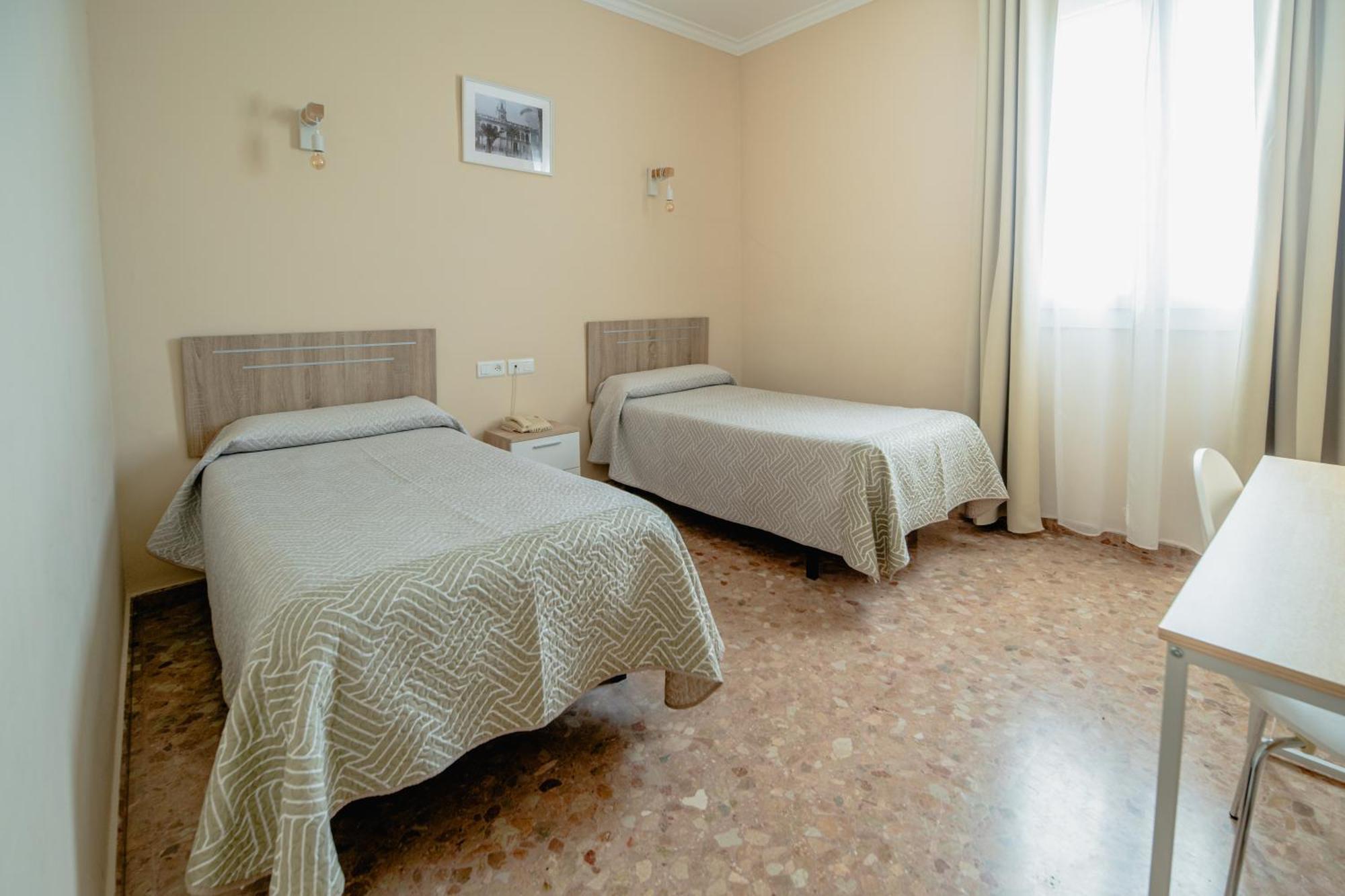 Hotel Chamizo El Arahal Extérieur photo