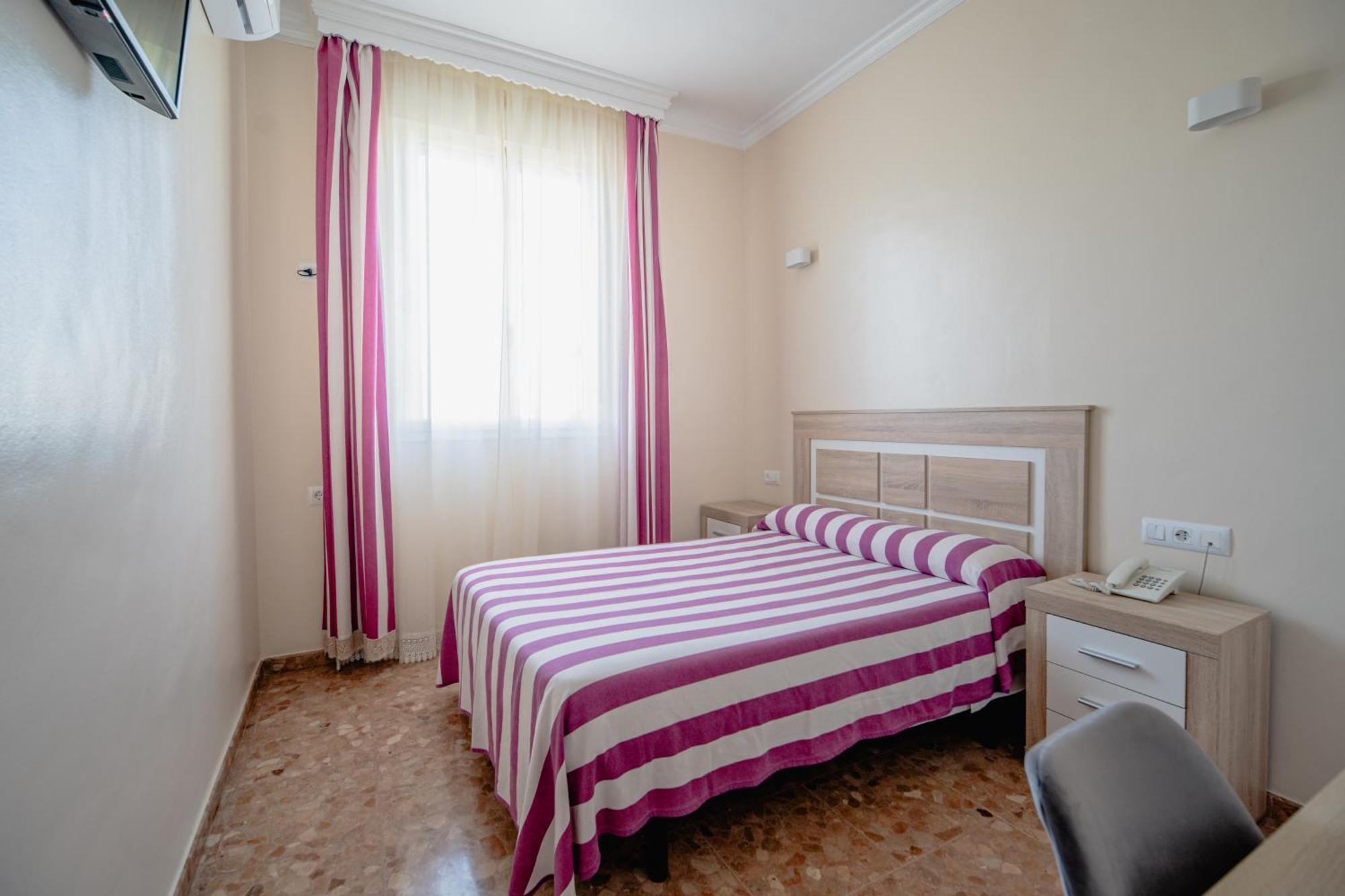 Hotel Chamizo El Arahal Extérieur photo