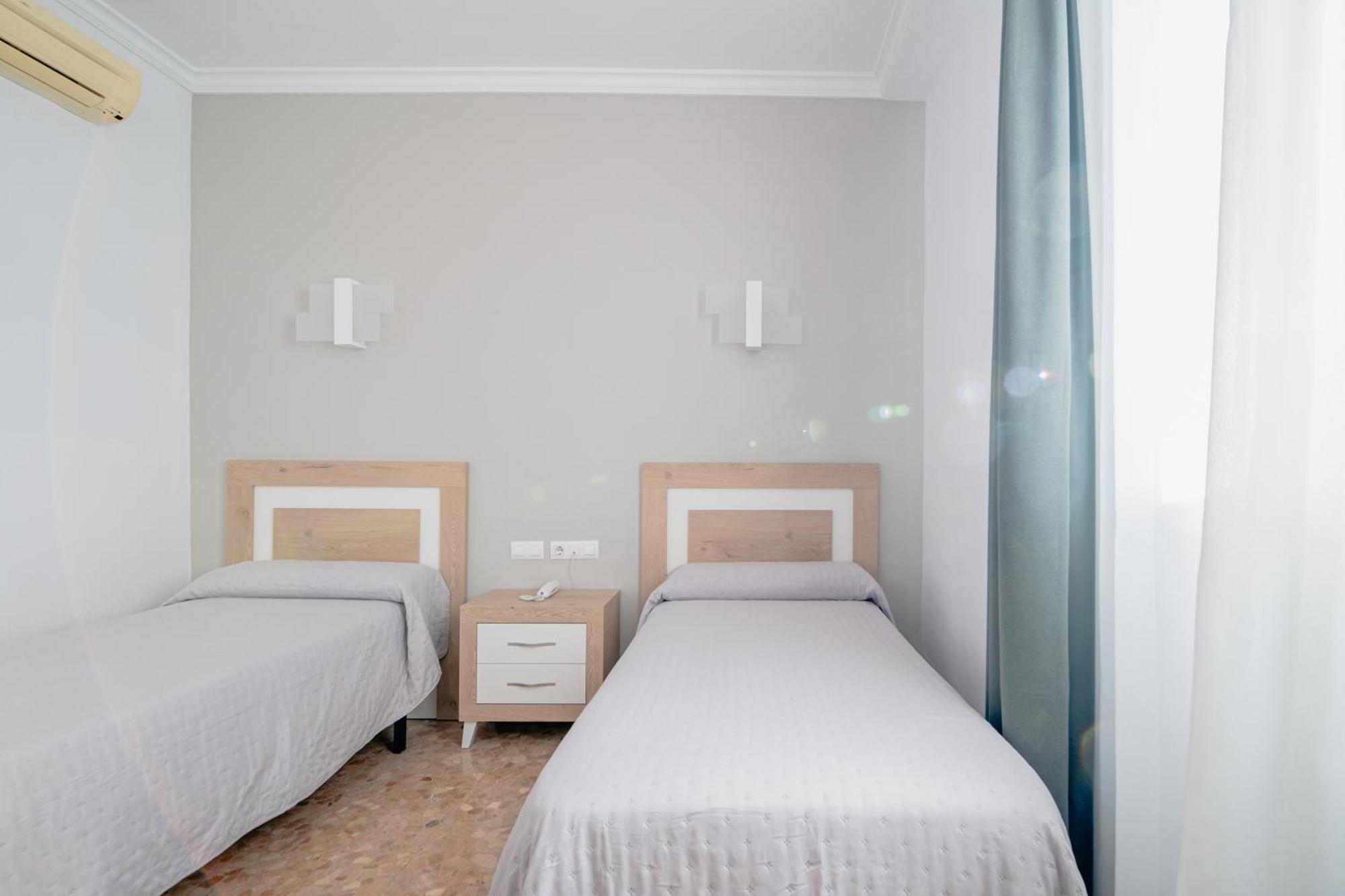 Hotel Chamizo El Arahal Extérieur photo